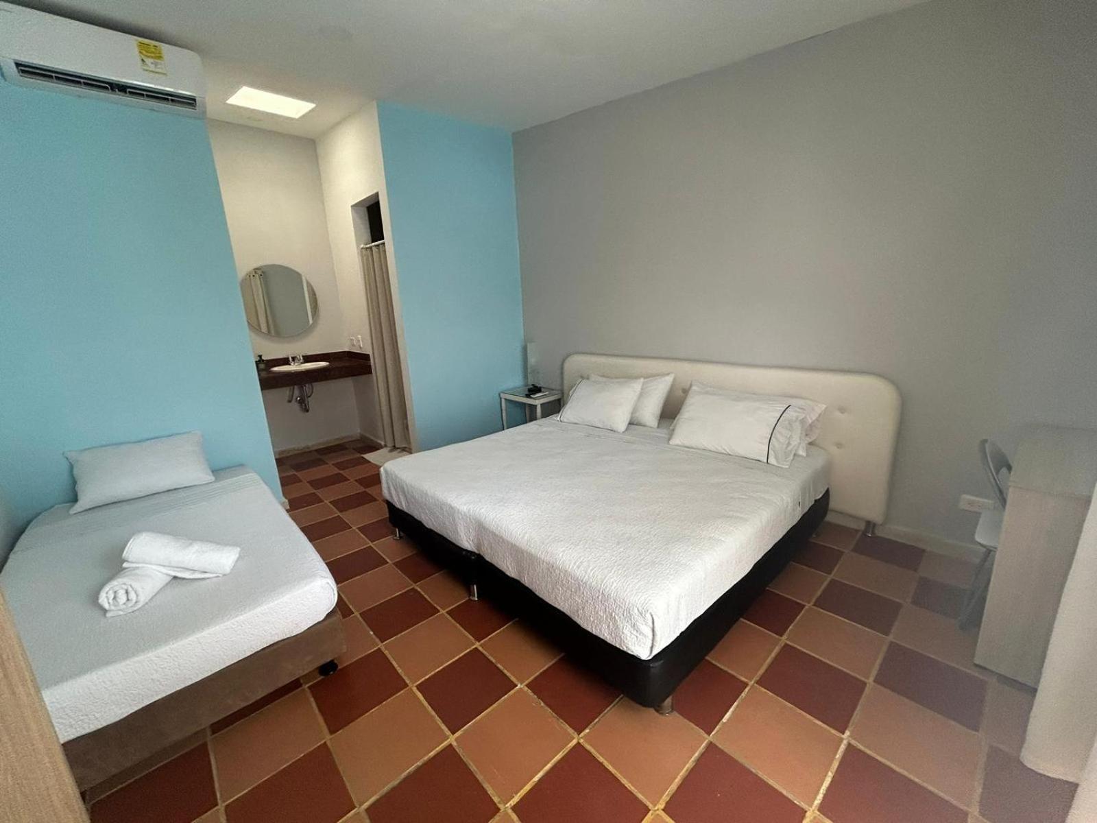 Bed and Breakfast Casa Crespo Картахена Экстерьер фото